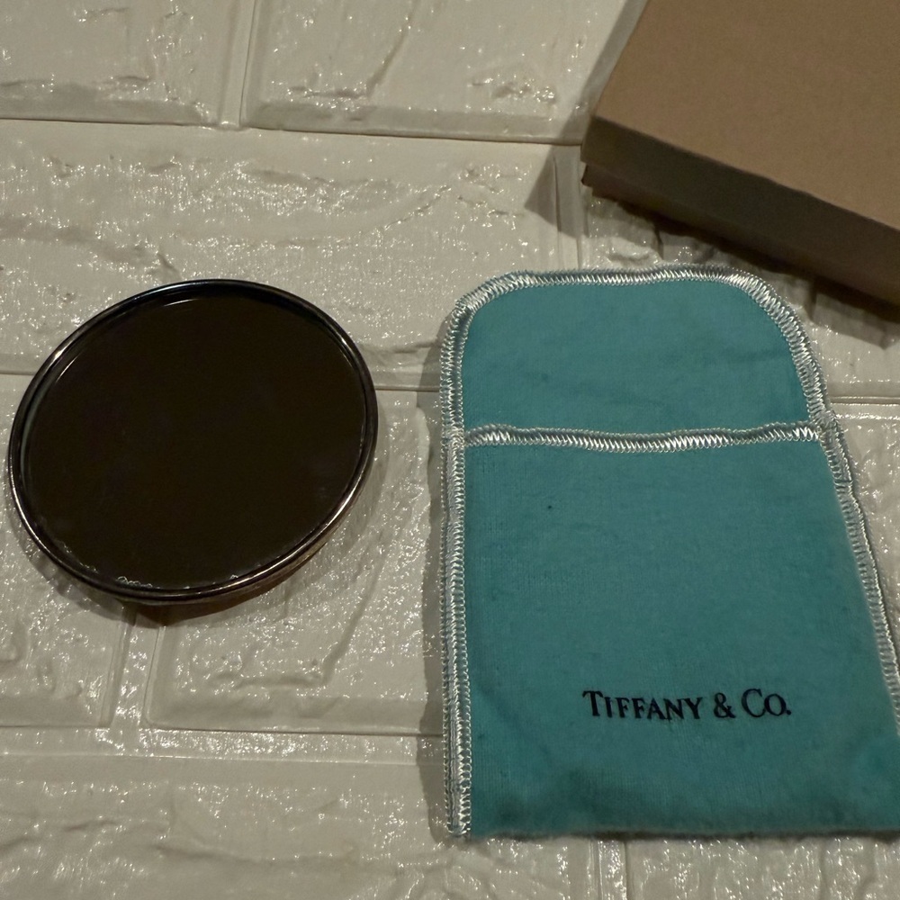 Tiffany & Co. Silverplate Bow Compact Mirror Pouch Vanity Accessory Vintage